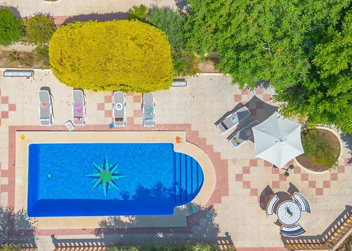 Ecalinda - Plusholidays *